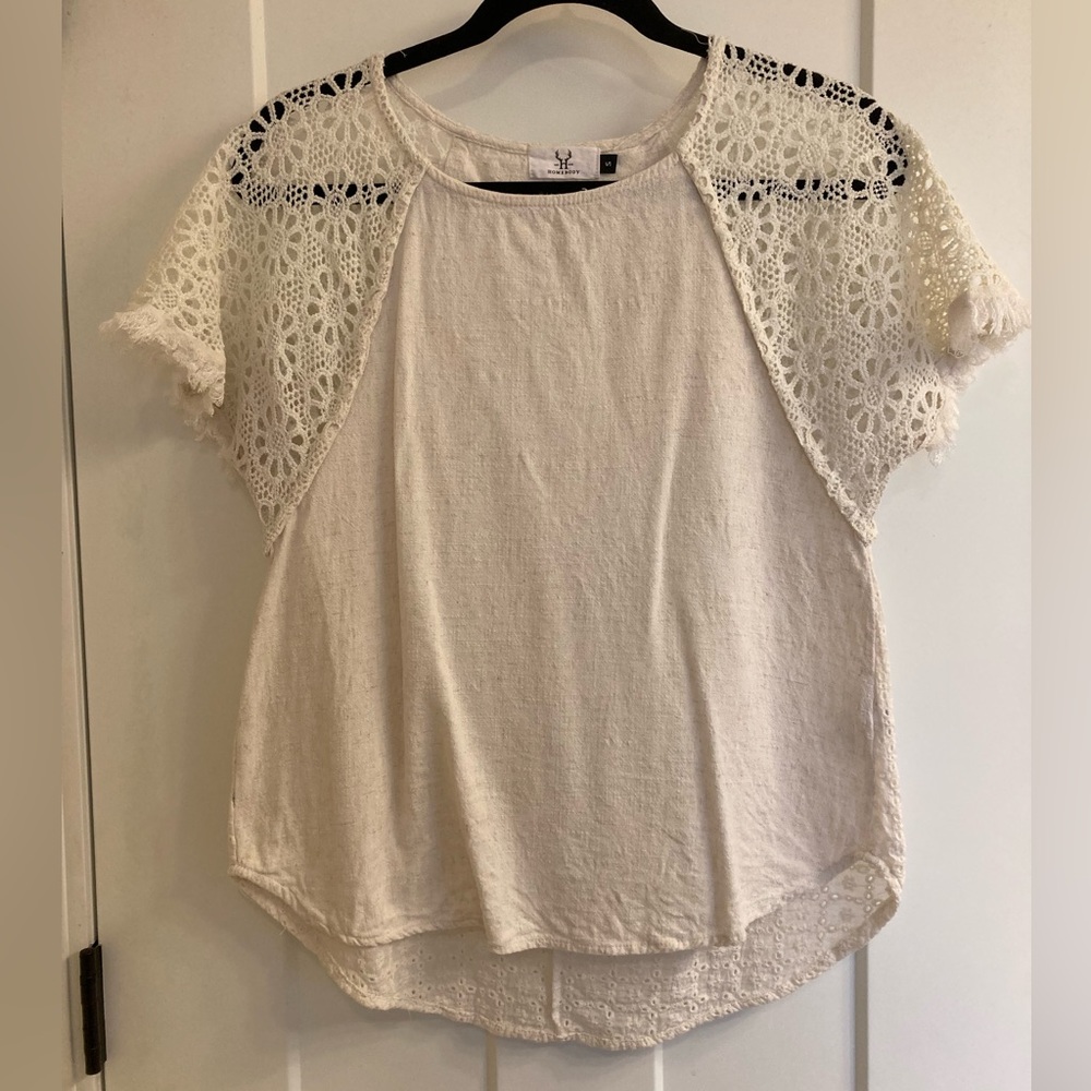Homebody Boutique Raglan Crochet Top